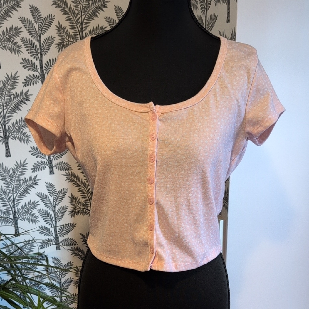 Hesperus Baby Pink Button-Up Women's Top